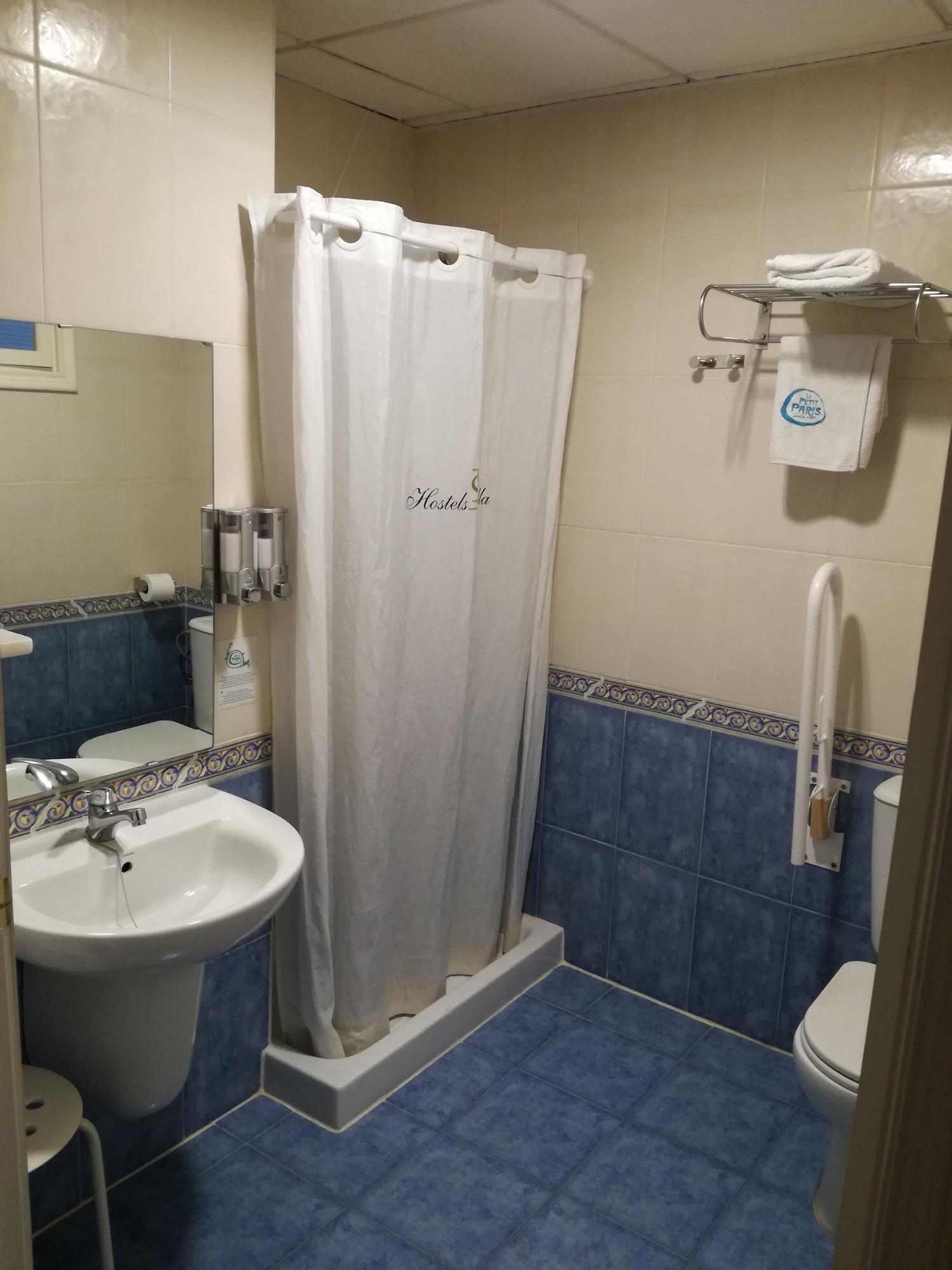 Le Petit Paris Hotell Sevilla Eksteriør bilde
