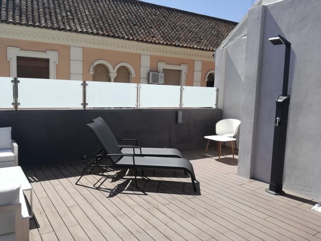 Le Petit Paris Hotell Sevilla Eksteriør bilde