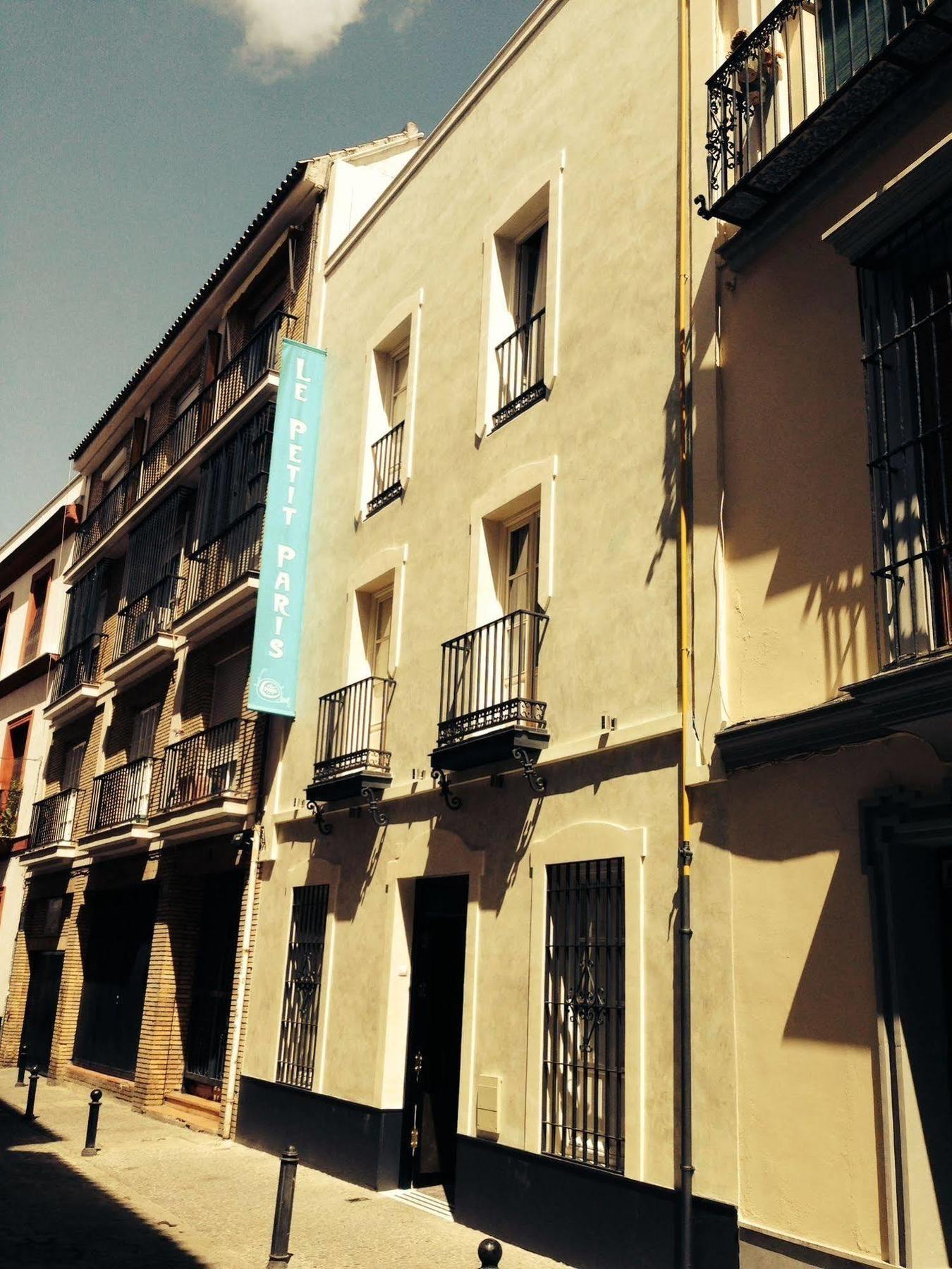 Le Petit Paris Hotell Sevilla Eksteriør bilde