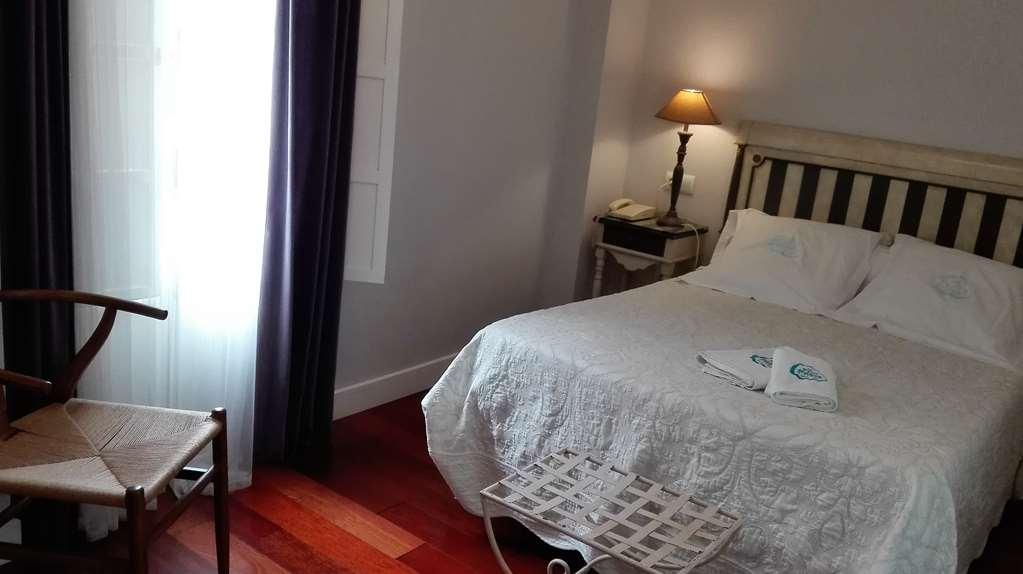 Le Petit Paris Hotell Sevilla Rom bilde